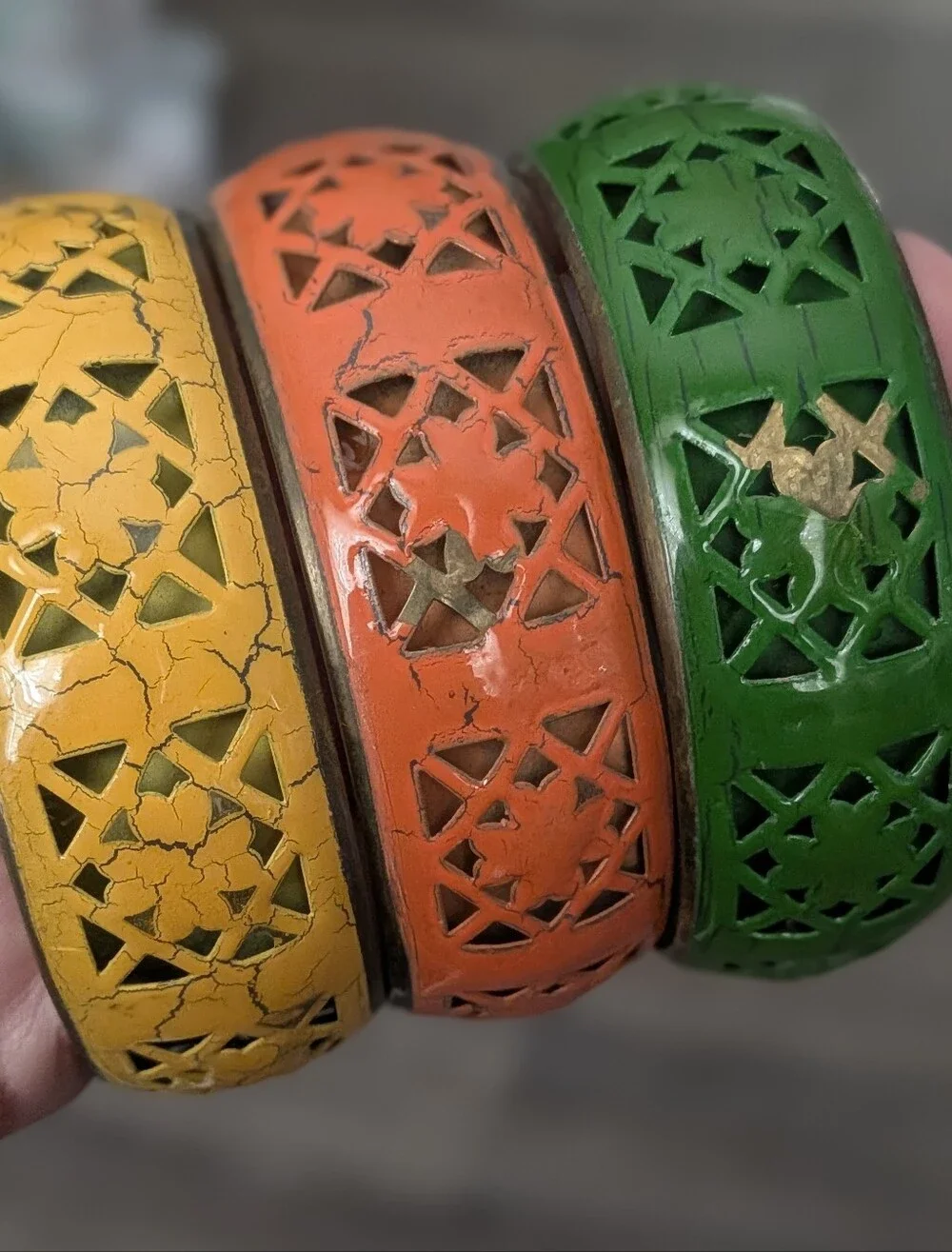 Vintage Brass Tone Cutout Enamel Bangle Bracelet Set of 3 | Green Rust Mustard - Picture 6 of 6